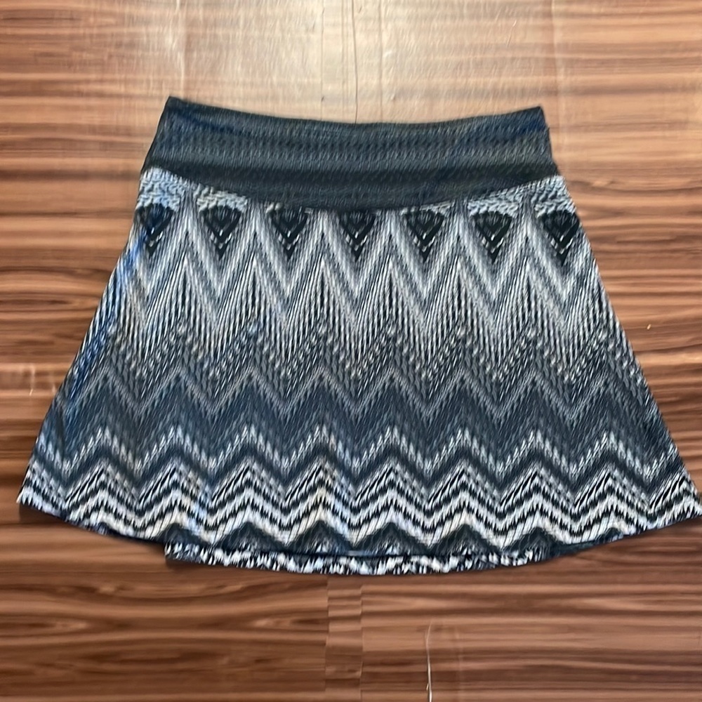 PRANA Midi Skirt Size Medium